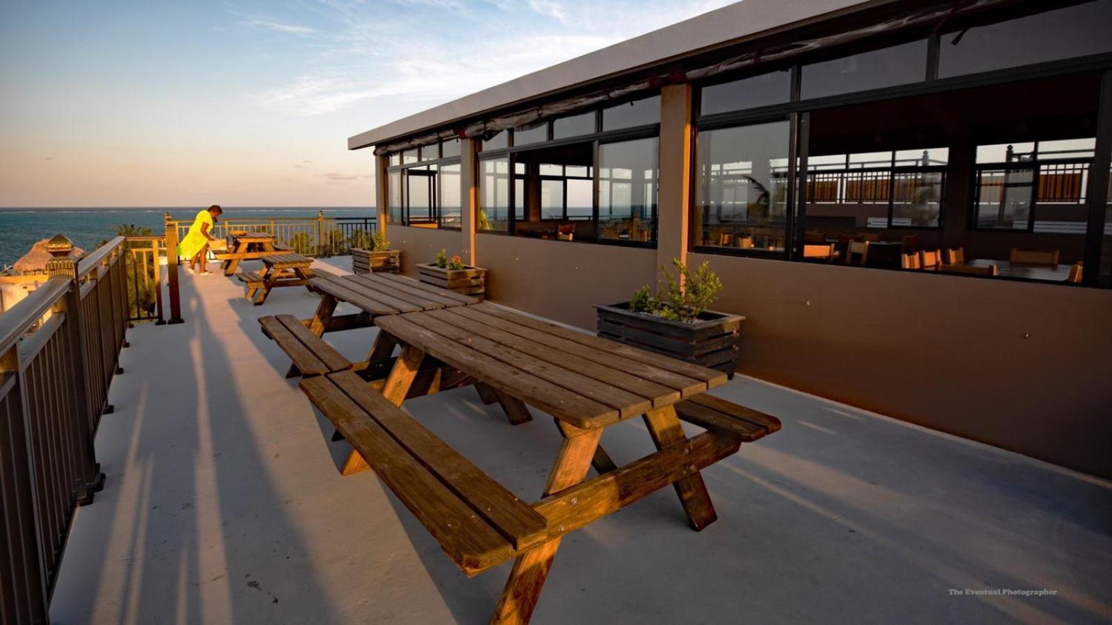 Coral View Hotel & Resort Caye Caulker Bagian luar foto